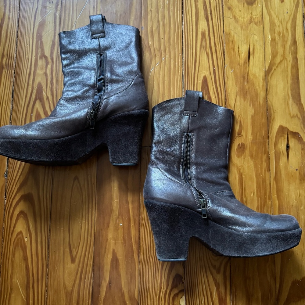 Korkease Bronze Leather Platform Boots size 9 - Picture 2 of 4